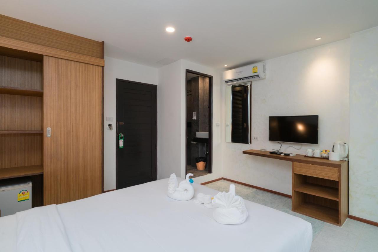 Destination Patong Hotel Buitenkant foto