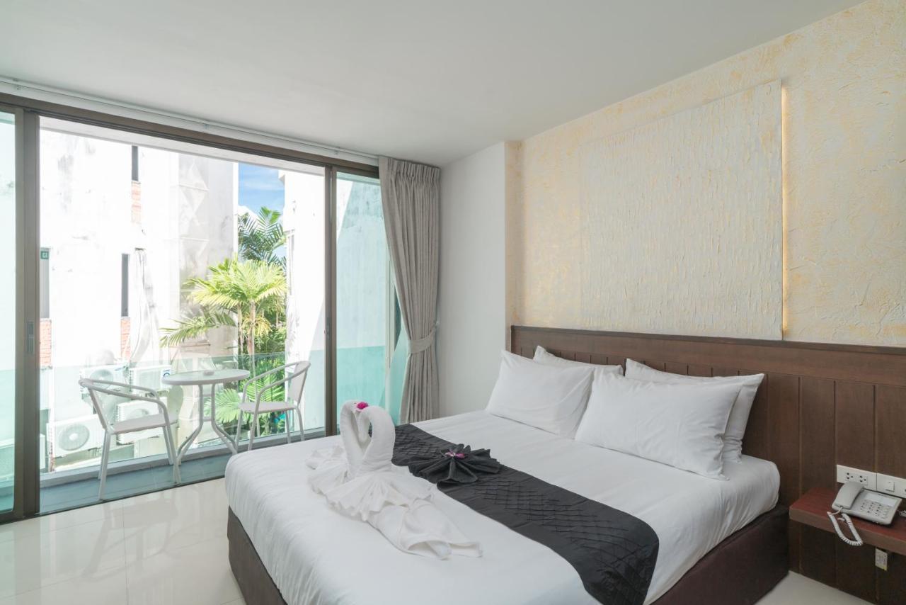 Destination Patong Hotel Buitenkant foto